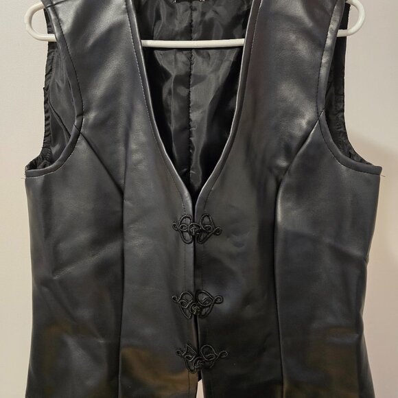 MARILYN WOMENS  LEATHER  VEST - Picture 1 of 3